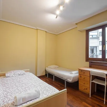 Apartament Zurriola Beach Apartment *