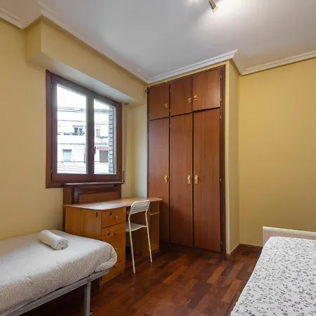 Zurriola Beach Apartment *